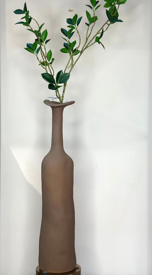 Florero Escultural de Cerámica Mate