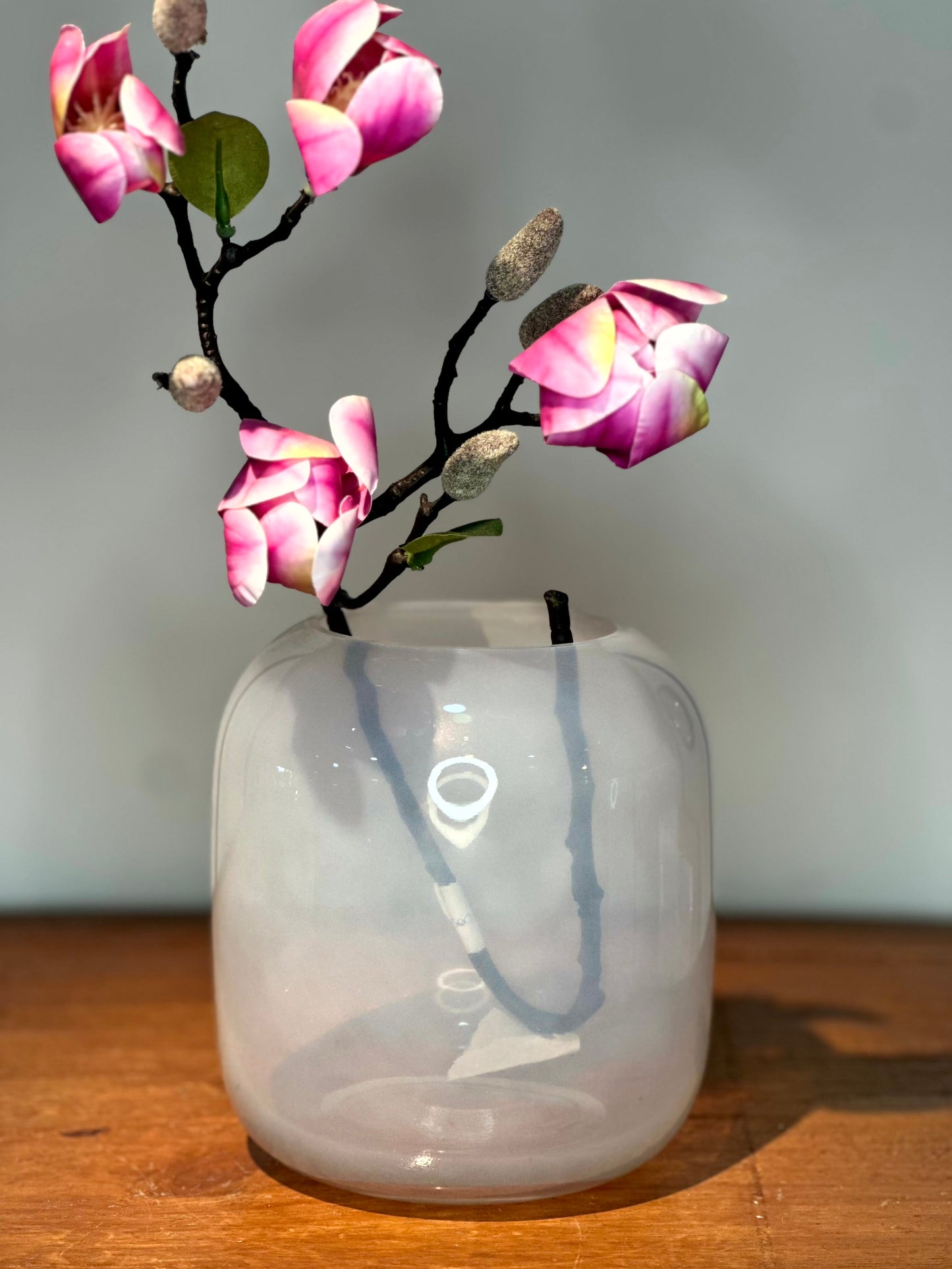 Florero de Vidrio Blanco Opalino