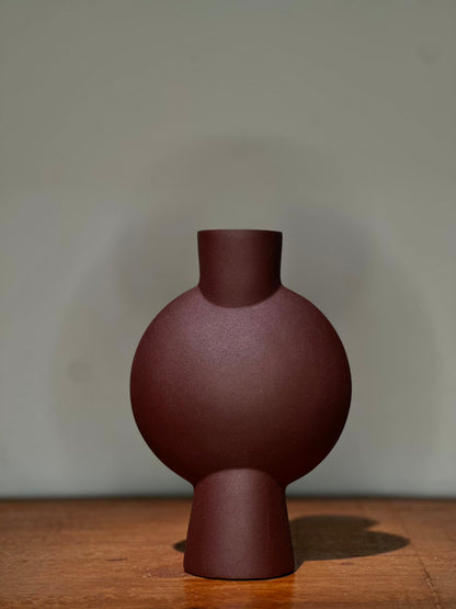 Florero Escultórico Burdeo Mate