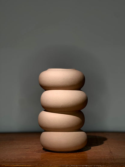 Florero Decorativo Beige Piedras Apiladas