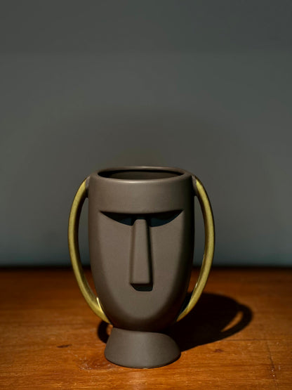 Florero Decorativo Rostro con Asas Doradas