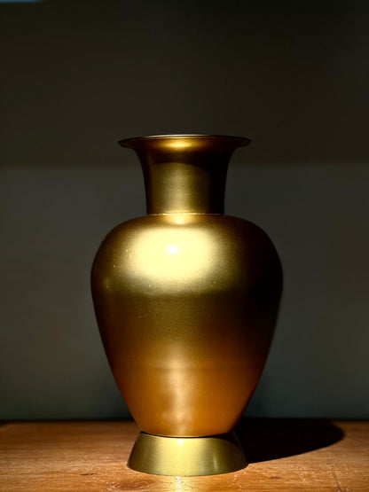 Florero Metálico Dorado