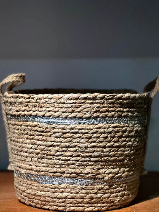 Canasto Decorativo Natural con Detalle Plateado