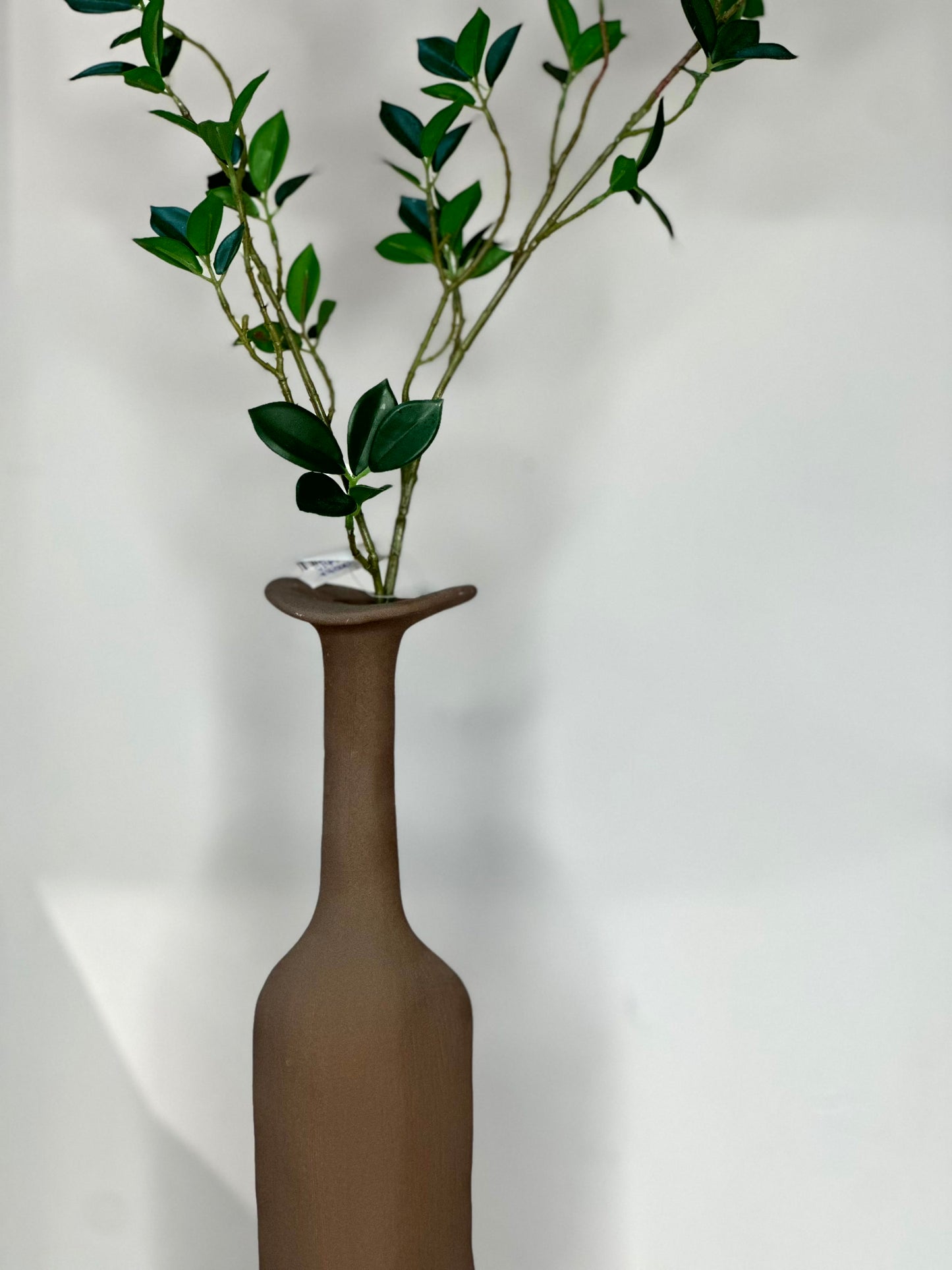 Florero Escultural de Cerámica Mate